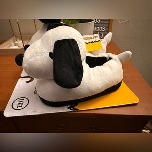 Peanuts Black and White Kids Slippers size 13/1